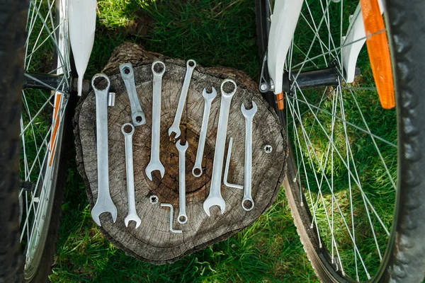 Narzędzi do naprawy rowerów — Zdjęcie stockowe
