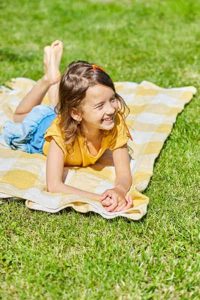 Child Lying Blanket Grass Sun Day Little Girl Take Sunbathes — Stock Photo, Image