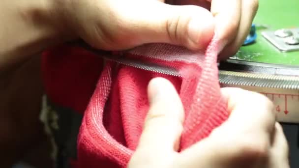 Kleding Factory verdieping werknemers en Machines — Stockvideo