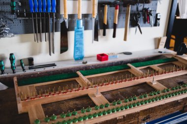 piyano Atölyesi'nde