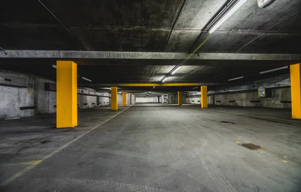 Sahne otopark underground