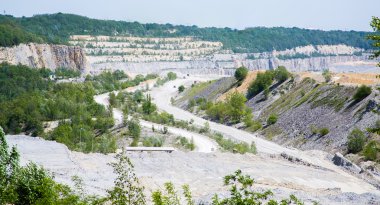 Alt yüzey madencilik açmak benim