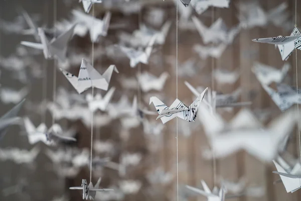 Żurawie origami papieru — Zdjęcie stockowe