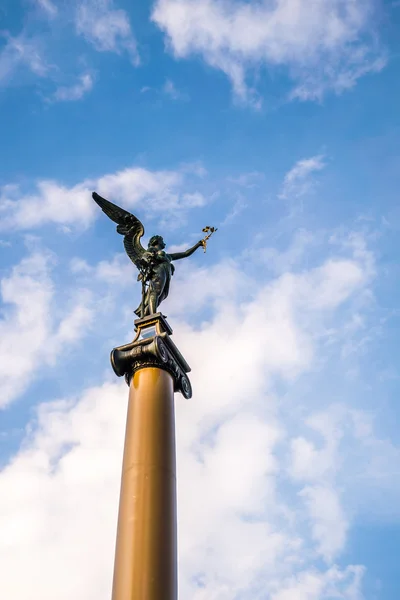 Statue of an angel — Stock Photo, Image