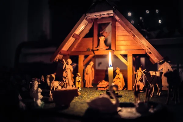 Noel yemlik sahne ve figurines