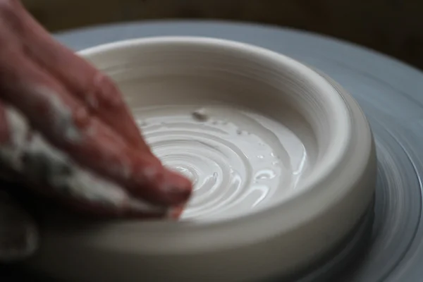 Hands potter, producing range of pot — Stock Photo, Image