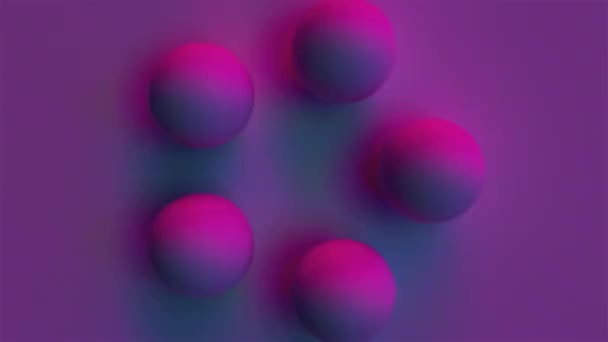 Esfera colgando en un espacio multicolor — Vídeo de stock