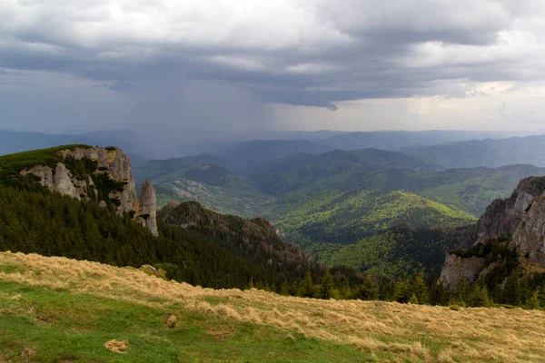 Panorama Karpat Dağları, ceahlau, Romanya 