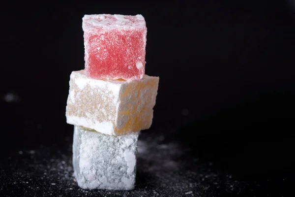 Türkiye 'nin sevinç eserleri siyah zemin üzerinde