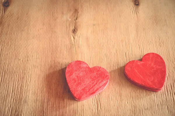kavramı kırmızı ahşap Kalpler