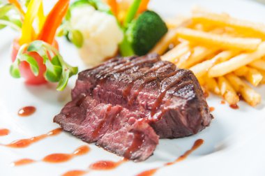 Yakın: kumlu sahilde Yalnızcıl Yengeç