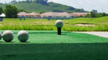 Top Form Golf dağıtıcı stok Video görüntüleri sürüş