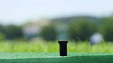 Top Form Golf dağıtıcı stok Video görüntüleri sürüş