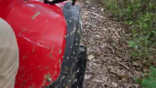 ATV drive through mud puddle — Stock Video