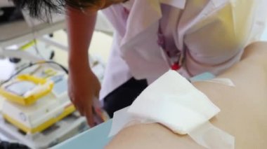 Kan, bağış, banka. İnsan için katkıda bulunmak için hastanede kan bağış yakın çekim.