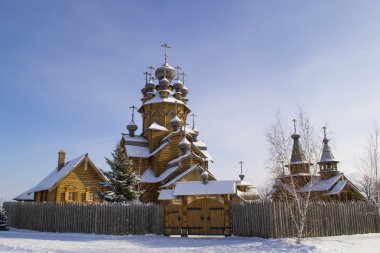 Svyatogorsk Lavra, kutsal dağ Seversky Donets Nehri kıyısında yer alan.