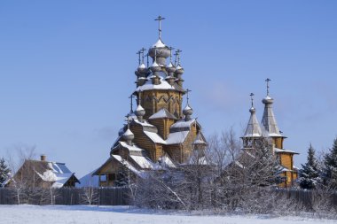 Svyatogorsk Lavra, kutsal dağ Seversky Donets Nehri kıyısında yer alan.