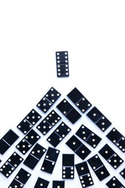 bir en değerli domino lideri önde gelen kalabalık