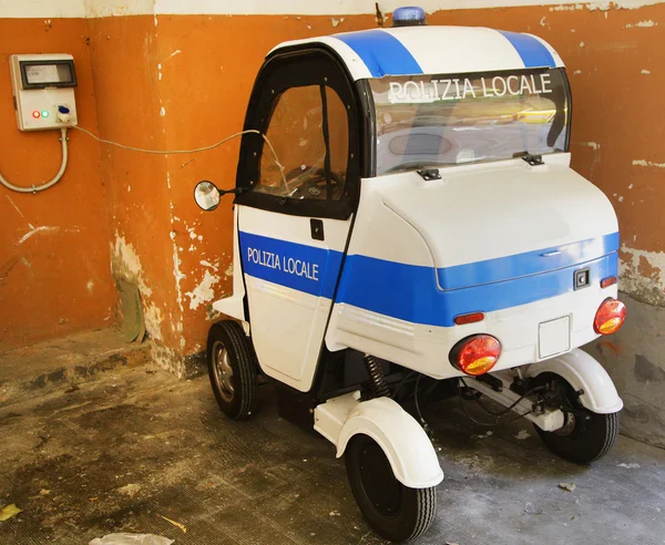 İtalyan Belediyesi polis arabası