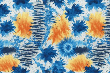 Modern ve orijinal dalma boyası, kravat boyası, batik ve yüksek çözünürlüklü beyaz tuval üzerinde shibori deseni.