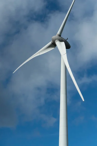 Фронтальний Вигляд Вітрових Турбін Виробництва Електроенергії — стокове фото