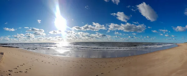 Panorama Imagem Uma Praia Baía Oceano Atlântico Com Areia Ondas — Fotografia de Stock