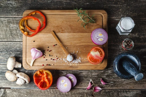 Especiarias Ingredientes Para Cozinhar Fundo Madeira Conceito Alimentação Culinária Saudável — Fotografia de Stock