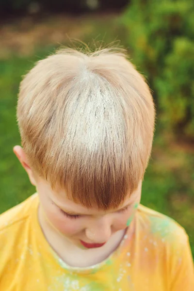 Leuke Jongen Geschilderd Kleuren Van Holi Festival Gelukkige Jeugd Pre — Stockfoto