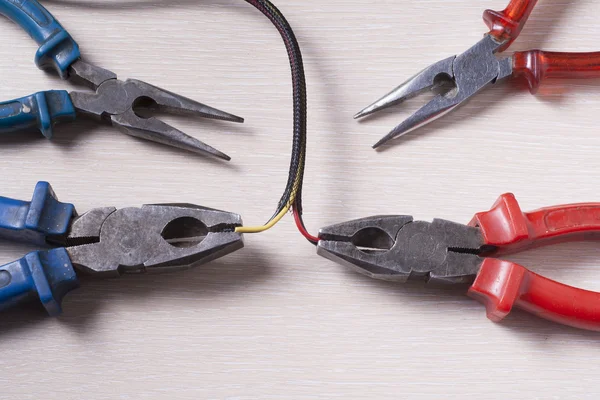 Set di utensili elettrici. Accessori per lavori di ingegneria, concetto di energia . — Foto Stock