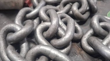Eski paslı zincir zinciri