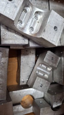 İşlem için çelik kepçe ve çelik