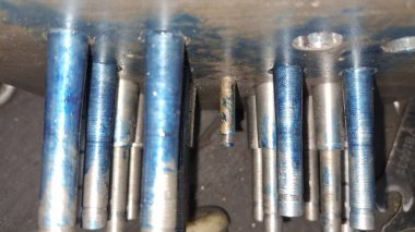 Bir araba motorunu kapat