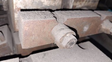 Metal yüzey atölyede.