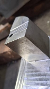 Endüstriyel Nesneler Çiğ Demir Makineler Plastik Parçalar Küf Öldür