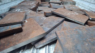 Endüstriyel Nesneler Çiğ Demir Makineler Plastik Parçalar Küf Öldür