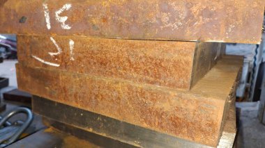 Endüstriyel Nesneler Çiğ Demir Makineler Plastik Parçalar Küf Öldür