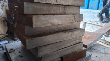 Endüstriyel Nesneler Çiğ Demir Makineler Plastik Parçalar Küf Öldür