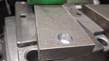 Endüstriyel Nesneler Çiğ Demir Makineler Plastik Parçalar Küf Öldür