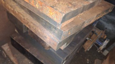 Endüstriyel Nesneler Çiğ Demir Makineler Plastik Parçalar Küf Öldür