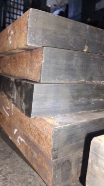 Bir odun yığını görüntüsünü kapat