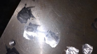 Eski ve paslı metal desenli metal arkaplan.