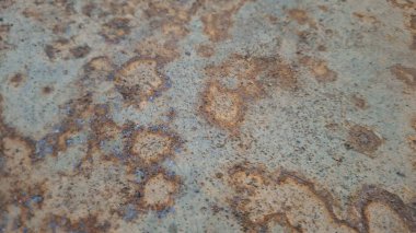 Çizik ve çatlaklarla metal doku