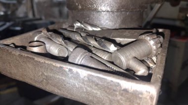 Motorun motorunun görüntüsünü kapat