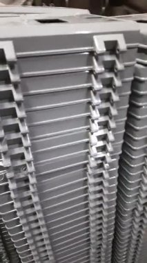 Endüstriyel Nesneler Çiğ Demir Makineler Plastik Parçalar Küf Öldür