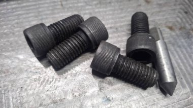 Endüstriyel Nesneler Çiğ Demir Makineler Plastik Parçalar Küf Öldür