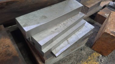 Endüstriyel Nesneler Çiğ Demir Makineler Plastik Parçalar Küf Öldür