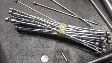 Endüstriyel Nesneler Çiğ Demir Makineler Plastik Parçalar Küf Öldür