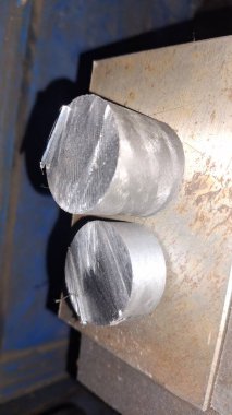 Metal bir boruya yakın çekim