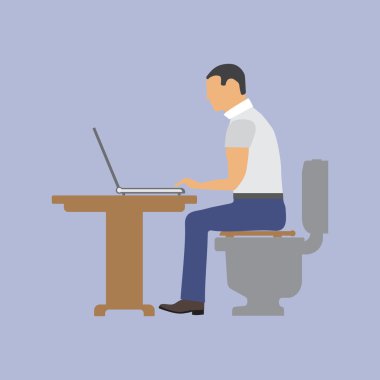 Bir tuvalet bir bilgisayarda çalışan bir adam