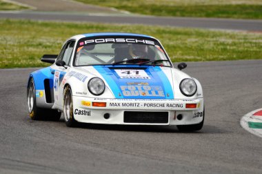 Mugello Tarihi Klasiği - 25 Nisan 2014 - PORSCHE 911 RSR - 1976 Laurent LALMAND tarafından Mugello Pisti, İtalya.